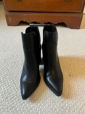 Steve Madden Darci Ankle Boots